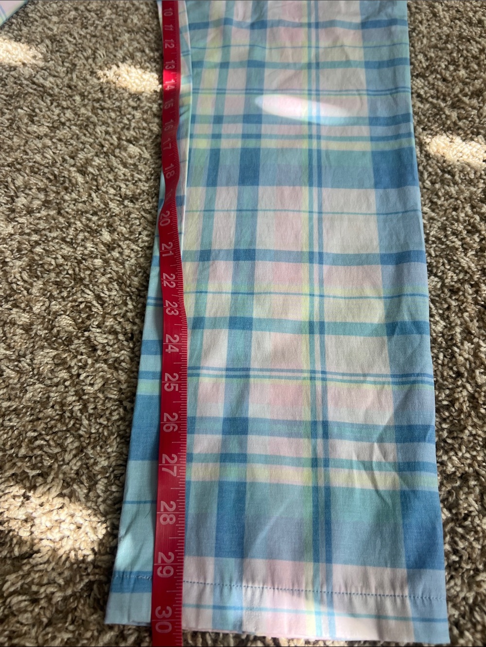 EUC! Chubbies Weekender Pastel Plaid Casual Pants Size MED - Picture 15 of 16